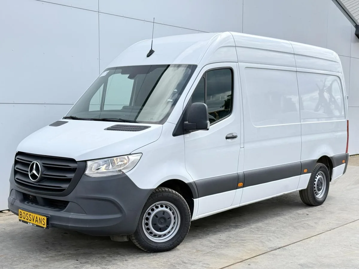 Mercedes-Benz Sprinter (2022) — foto 1