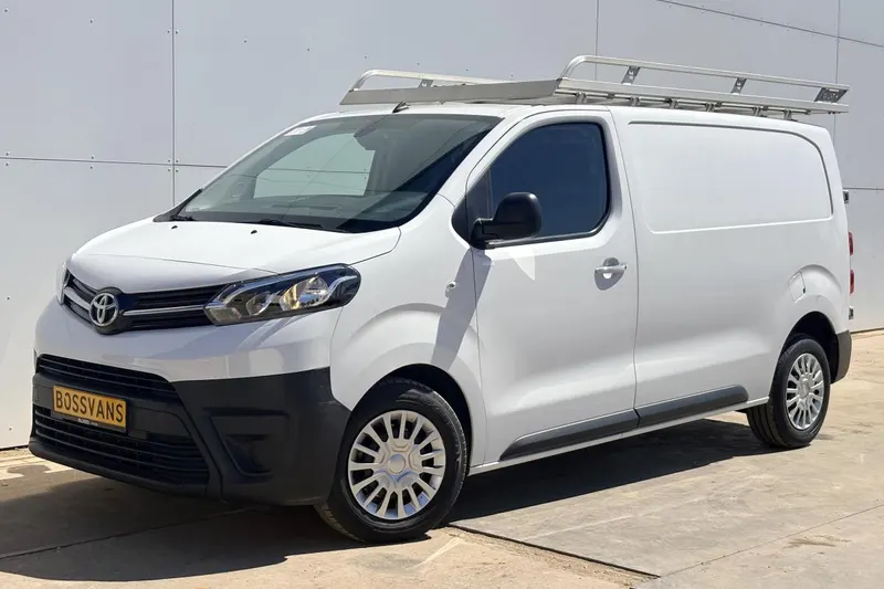 Toyota Proace (2023)
