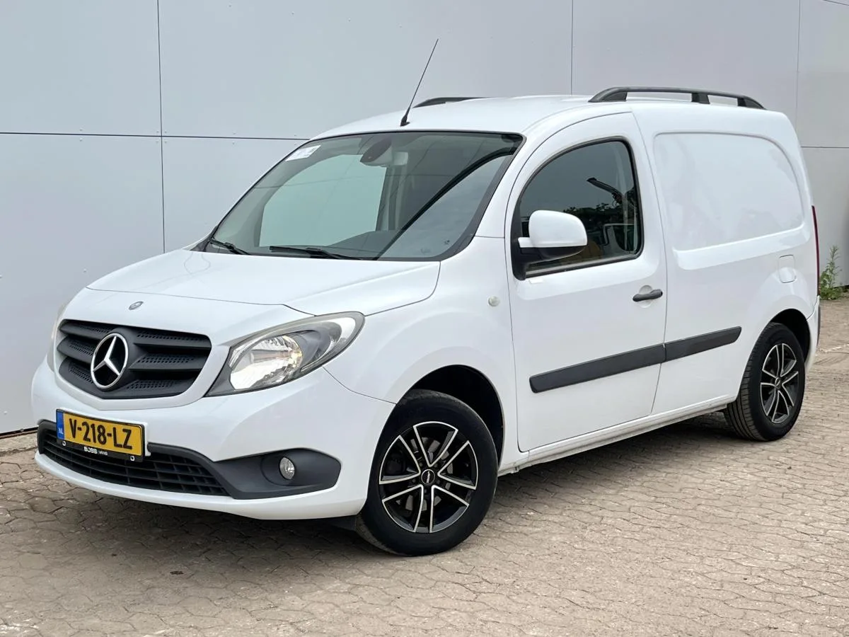 Mercedes-Benz Citan (2018) — foto 1
