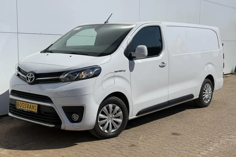 Toyota Proace (2023)