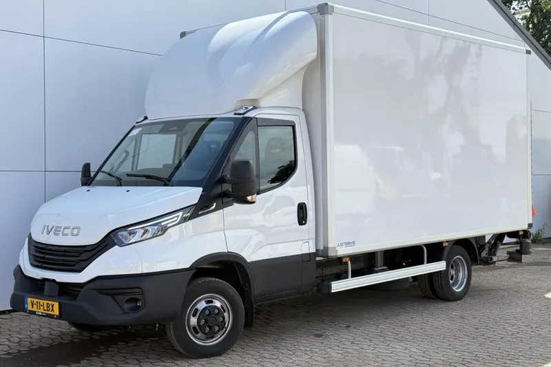 Iveco 35c18h (2024)