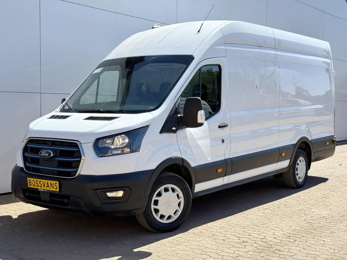 Ford E transit (2023) — foto 1