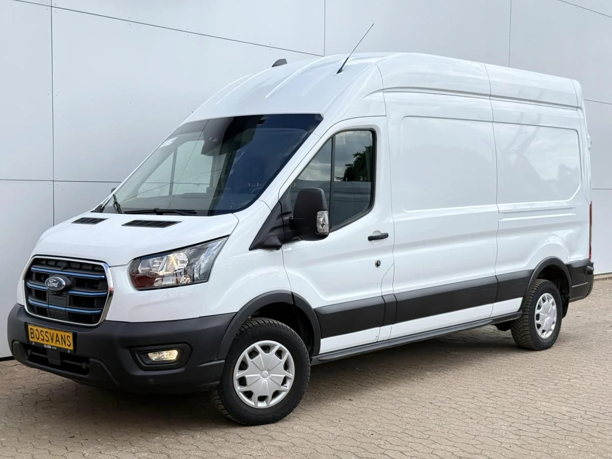Ford E transit (2023) — foto 1