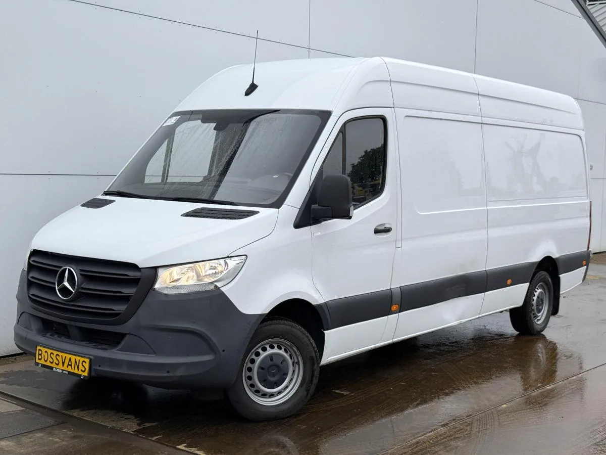 Mercedes-Benz Sprinter (2022) — foto 1