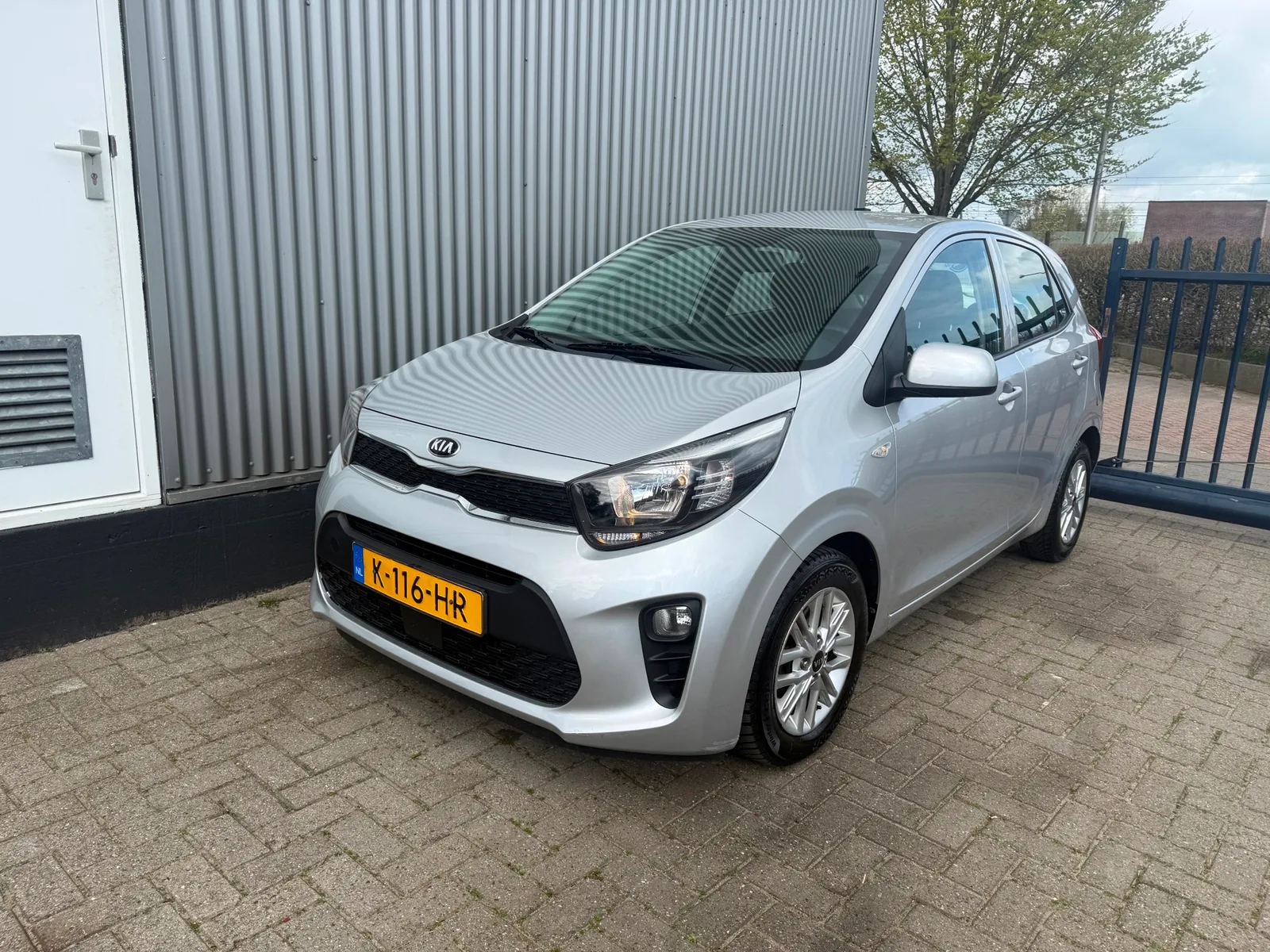 Kia Picanto (2020) — foto 1