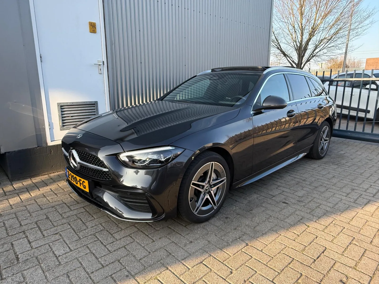 Mercedes-Benz C-Klasse (2024) — foto 1
