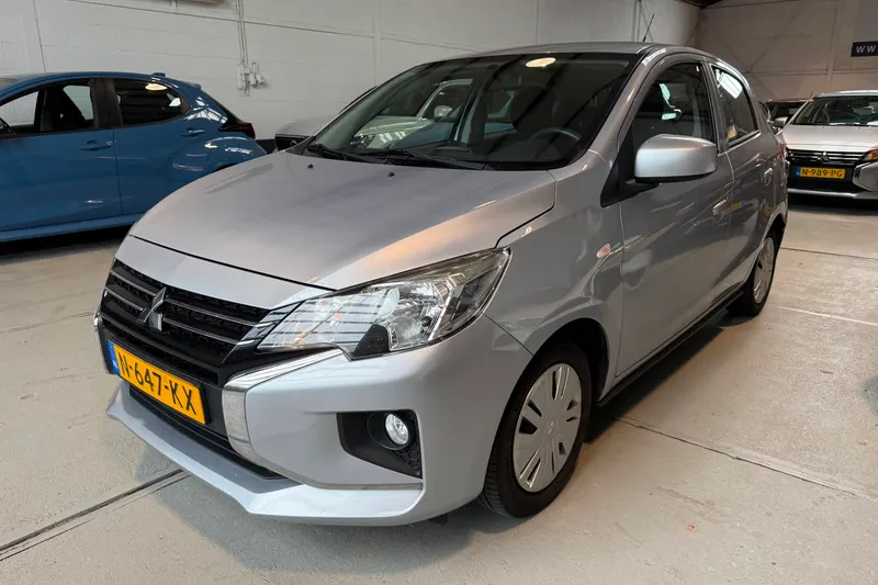 Mitsubishi Space Star (2021)