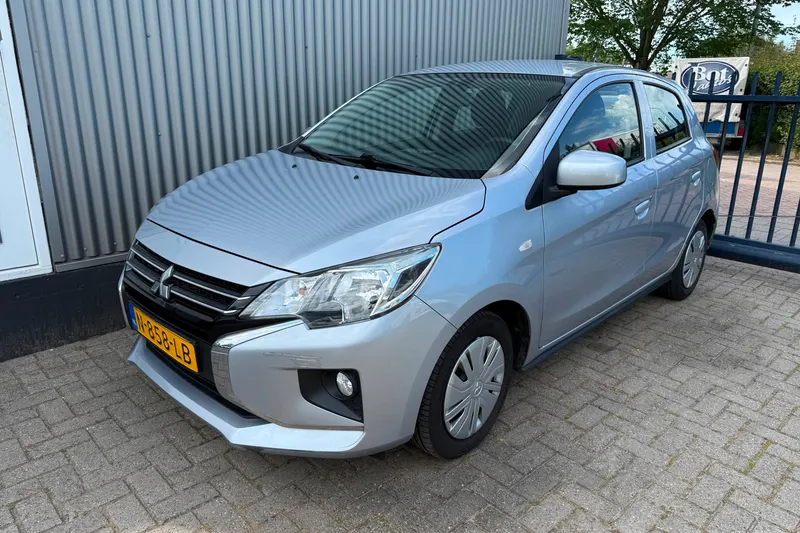 Mitsubishi Space Star (2021)
