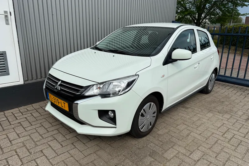 Mitsubishi Space Star (2021)