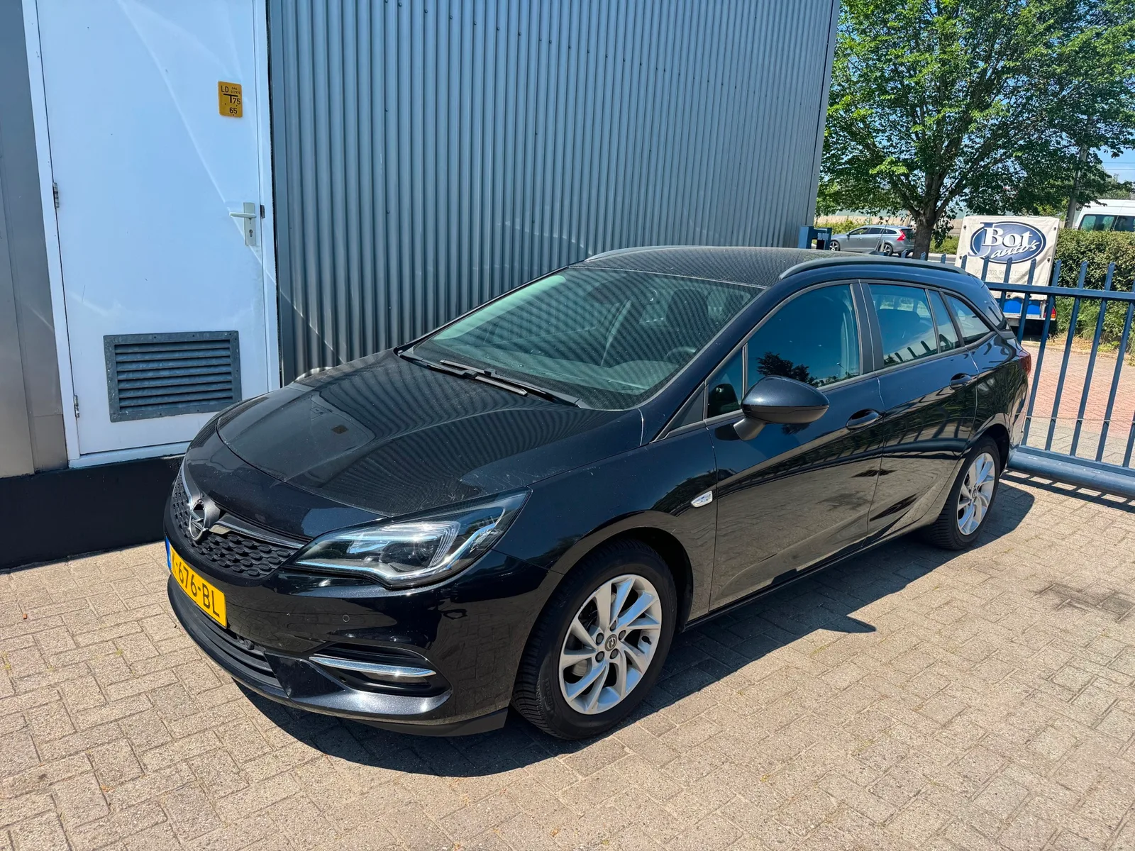 Opel Astra Sports Tourer (2020) — foto 1