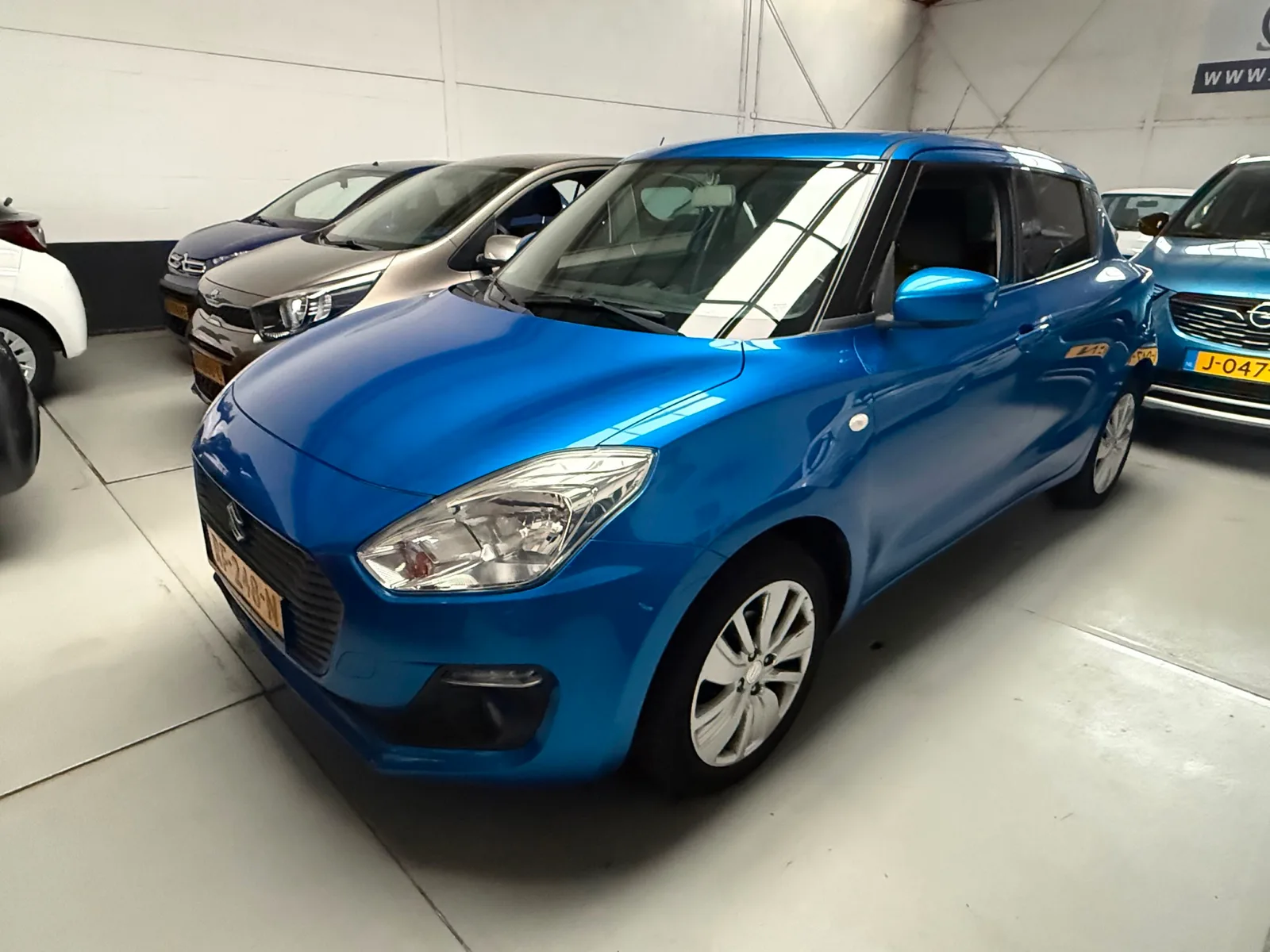 Suzuki Swift (2017) — foto 1
