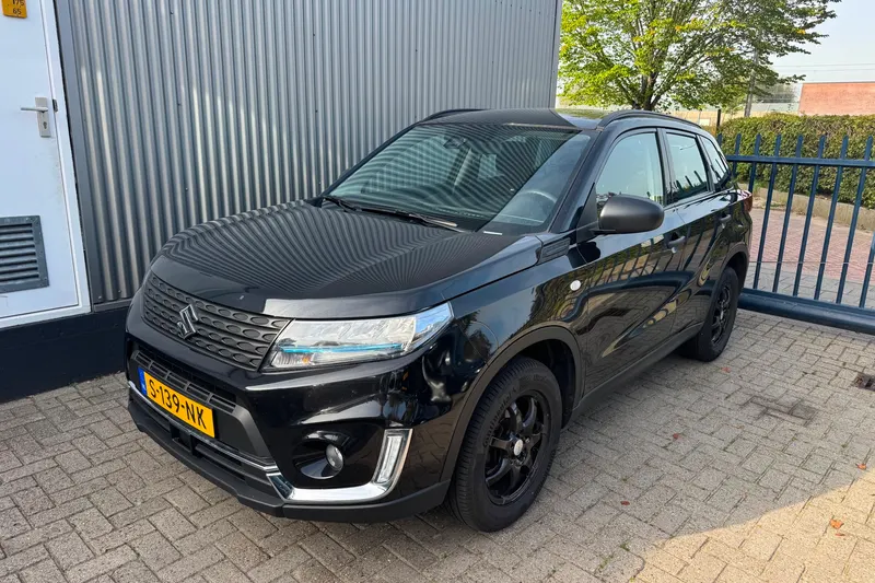 Suzuki Vitara (2023)