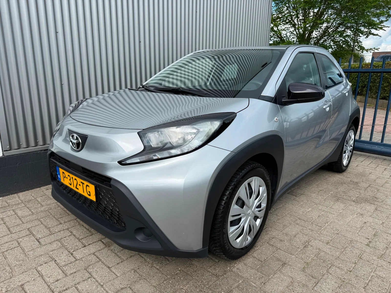 Toyota Aygo X (2022) — foto 1