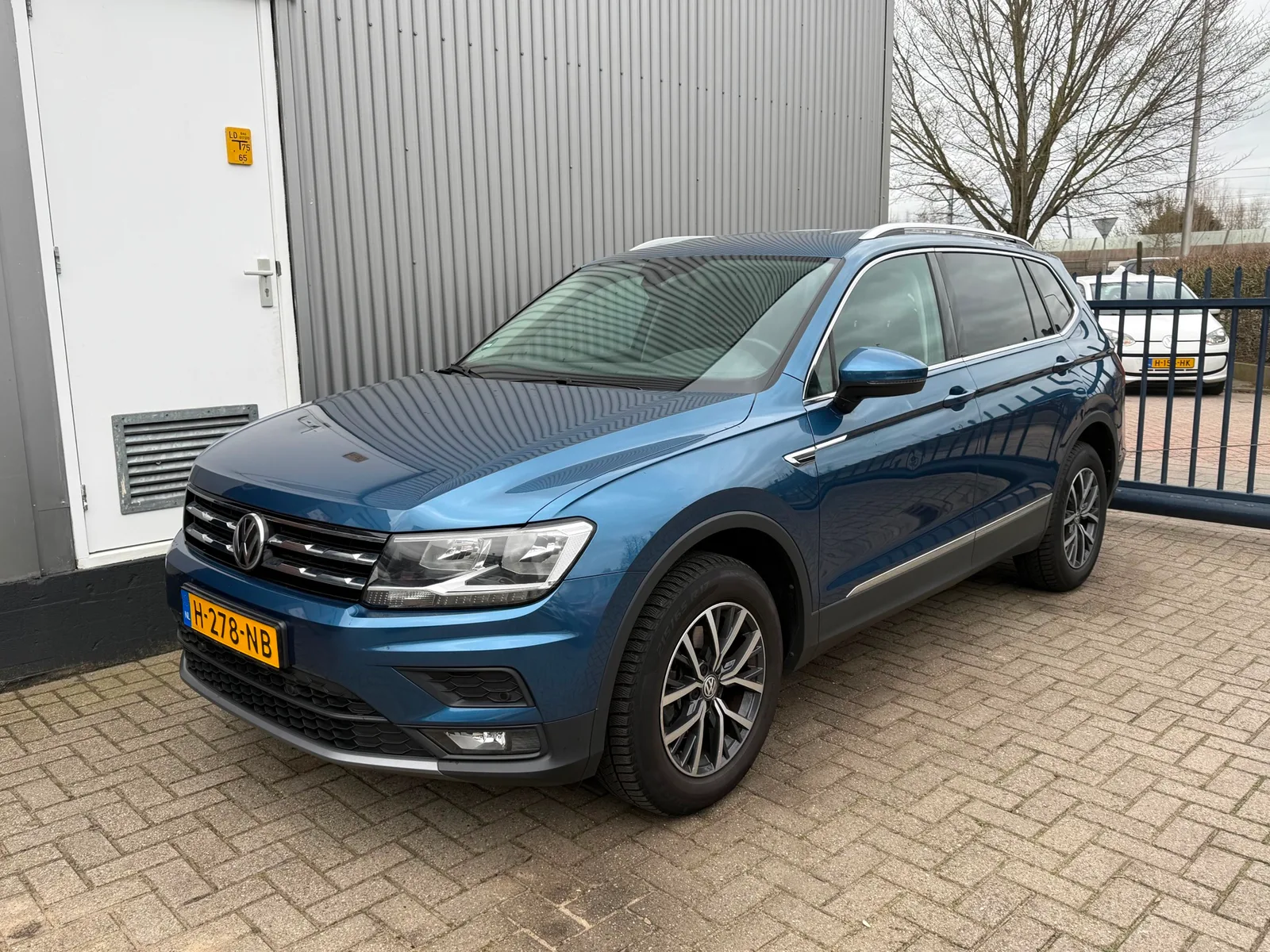 Volkswagen Tiguan (2020) — foto 1