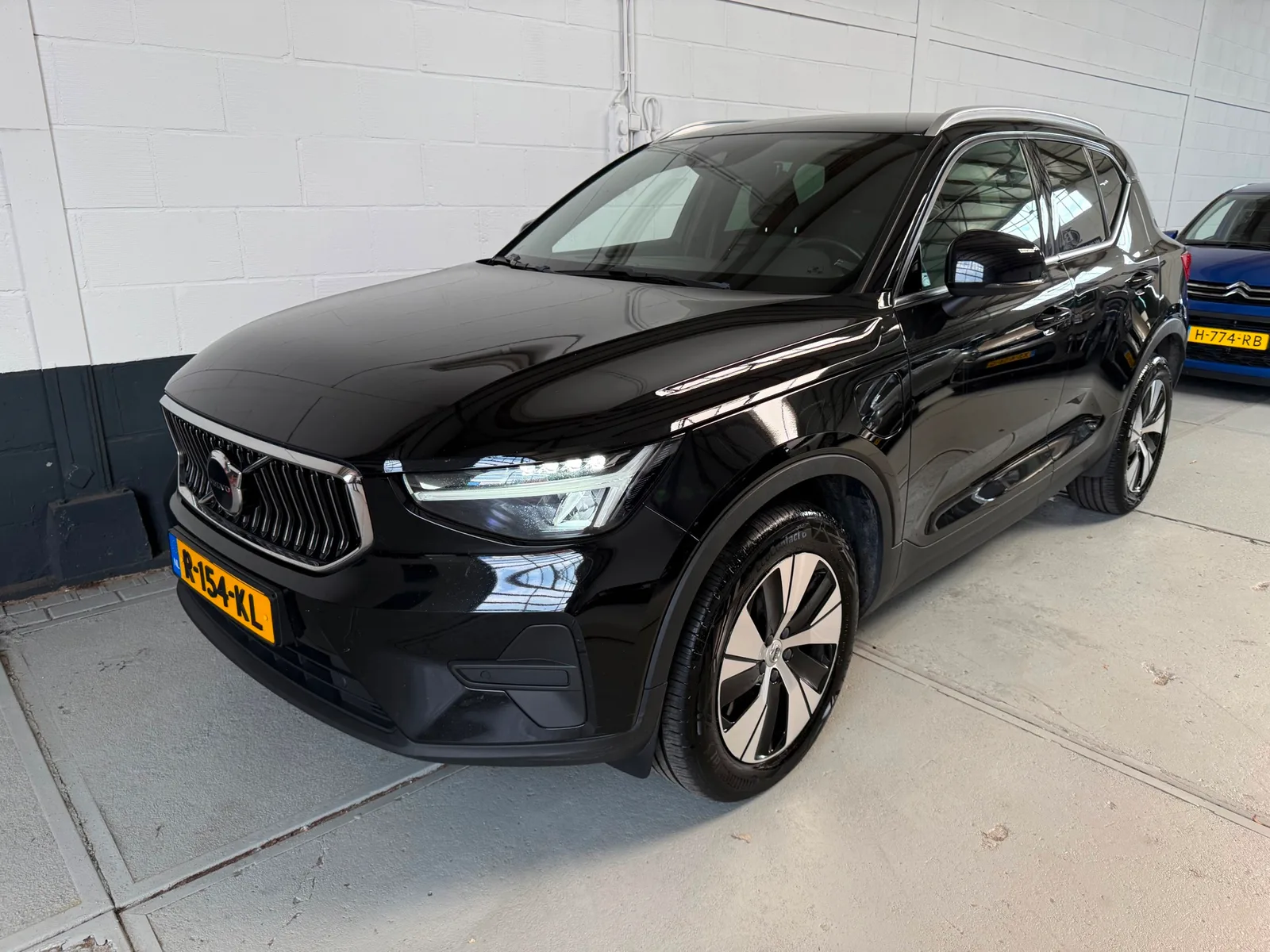 Volvo XC40 (2022) — foto 1