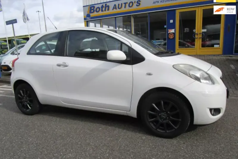 Toyota Yaris (2011)