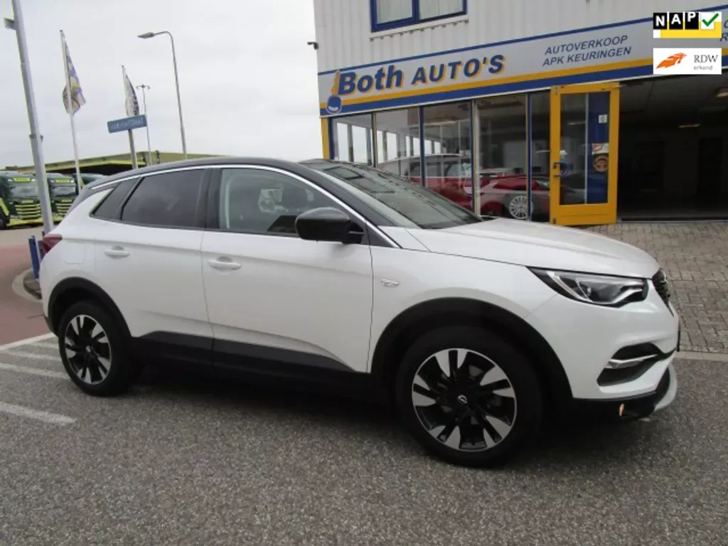 Opel Grandland (2018) — foto 1