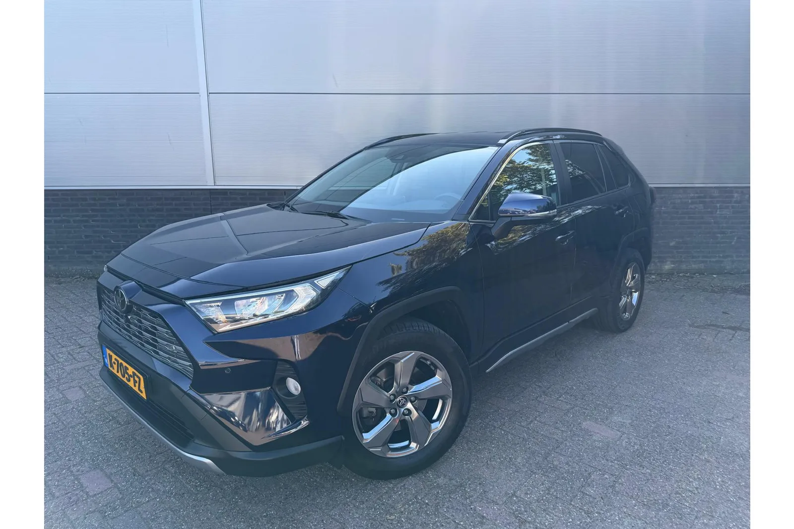 Toyota RAV4 (2020) — foto 1