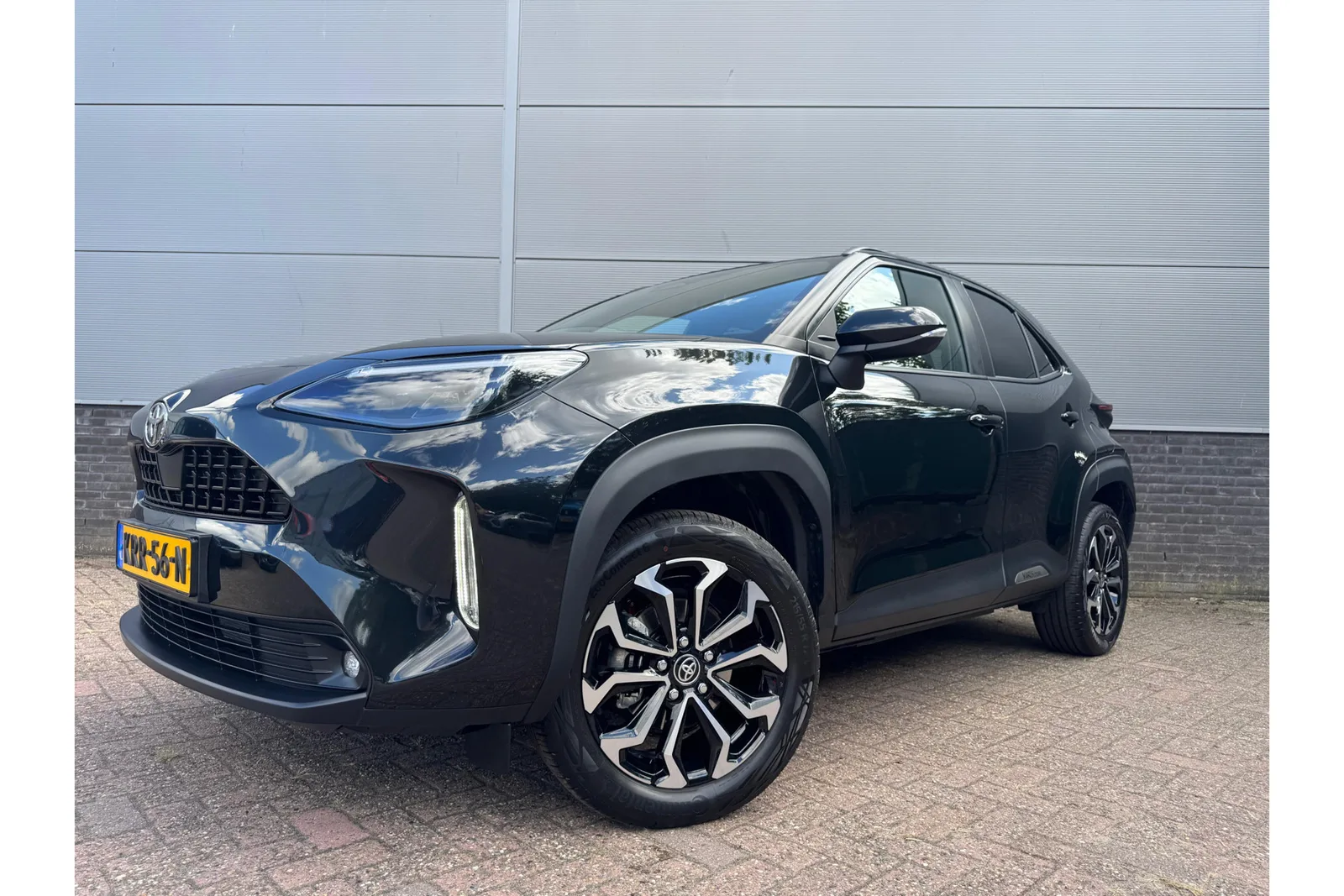 Toyota Yaris Cross (2025) — foto 1