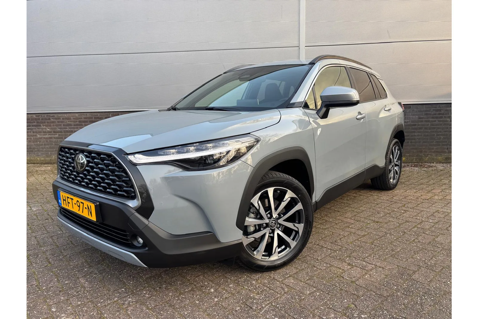 Toyota Corolla (2025) — foto 1