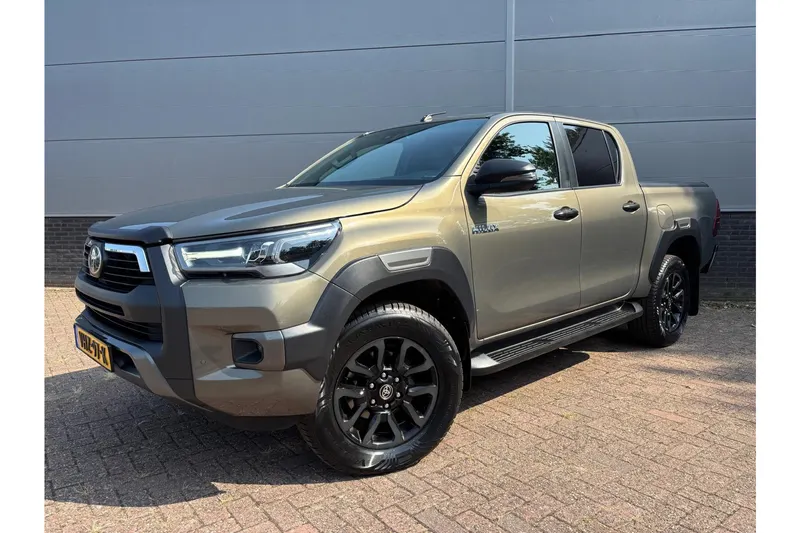 Toyota Hilux (2021)