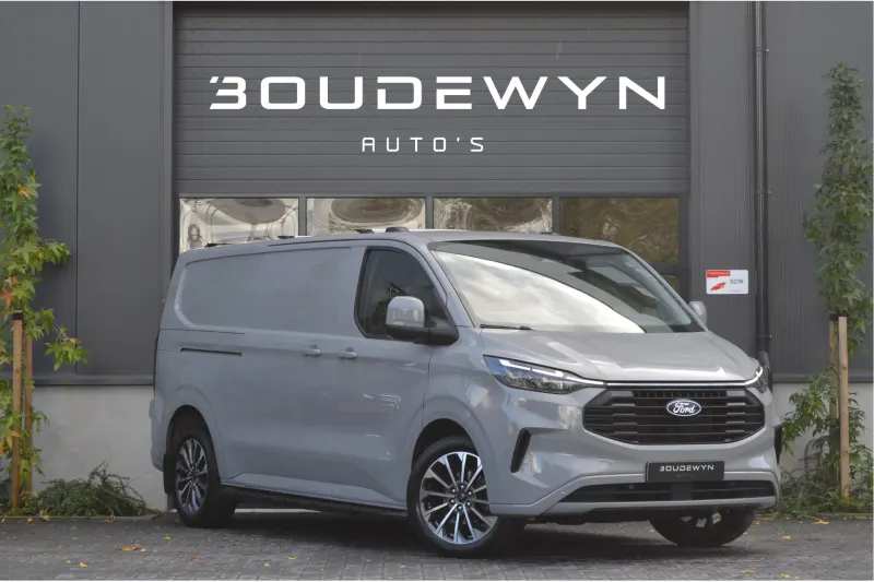 Ford Transit Custom (2024)
