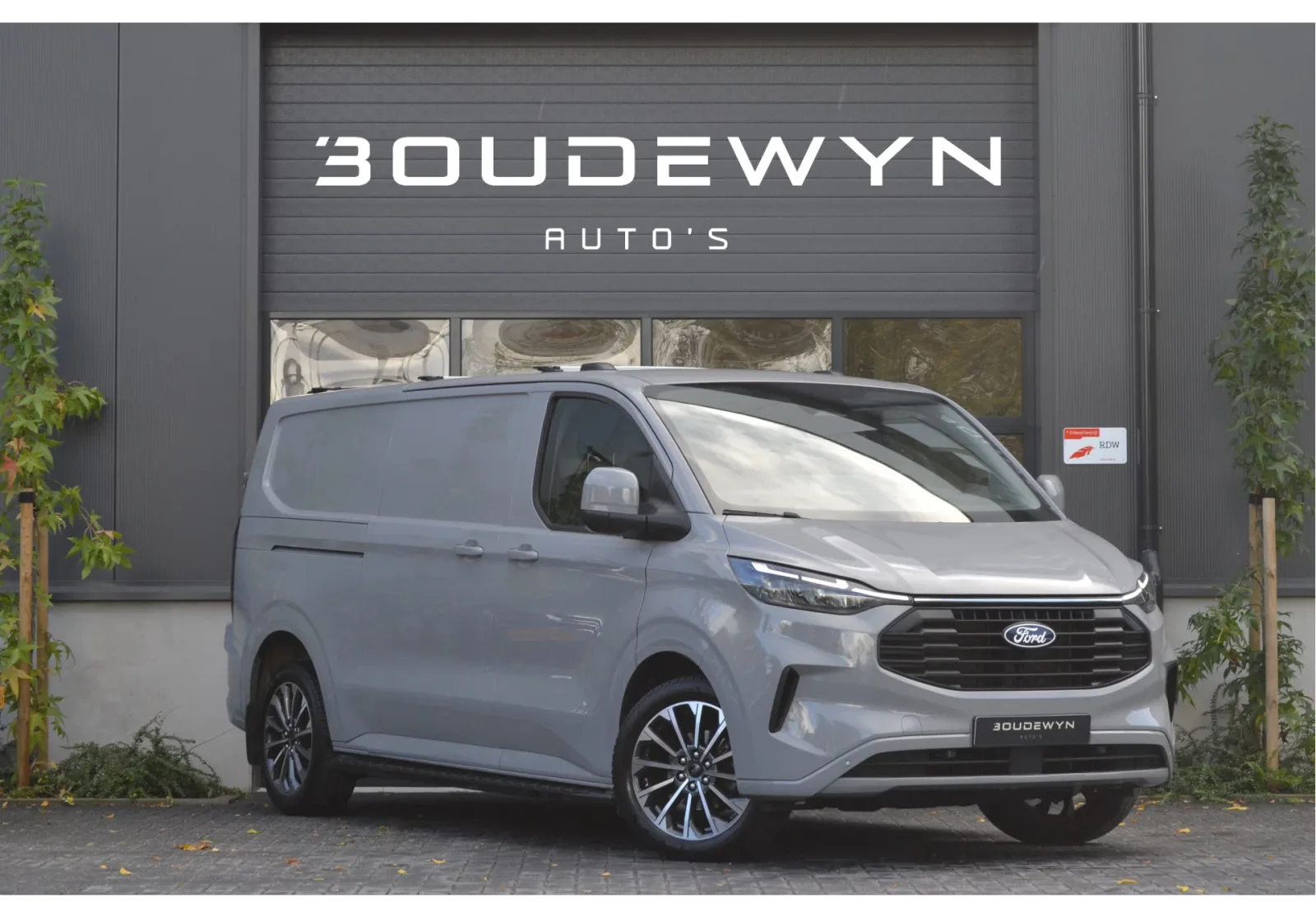 Ford Transit Custom (2024) — foto 1
