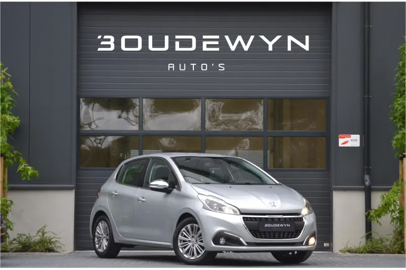 Peugeot 208 (2016)