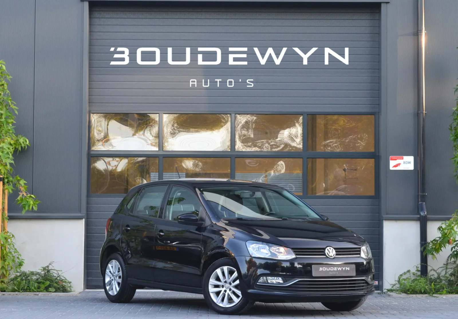 Volkswagen Polo (2015) — foto 1