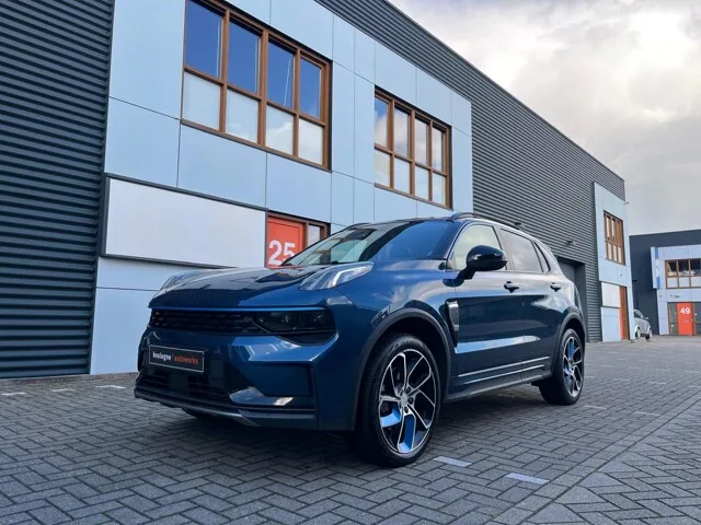 Lynk & Co 01 (2022) — foto 1