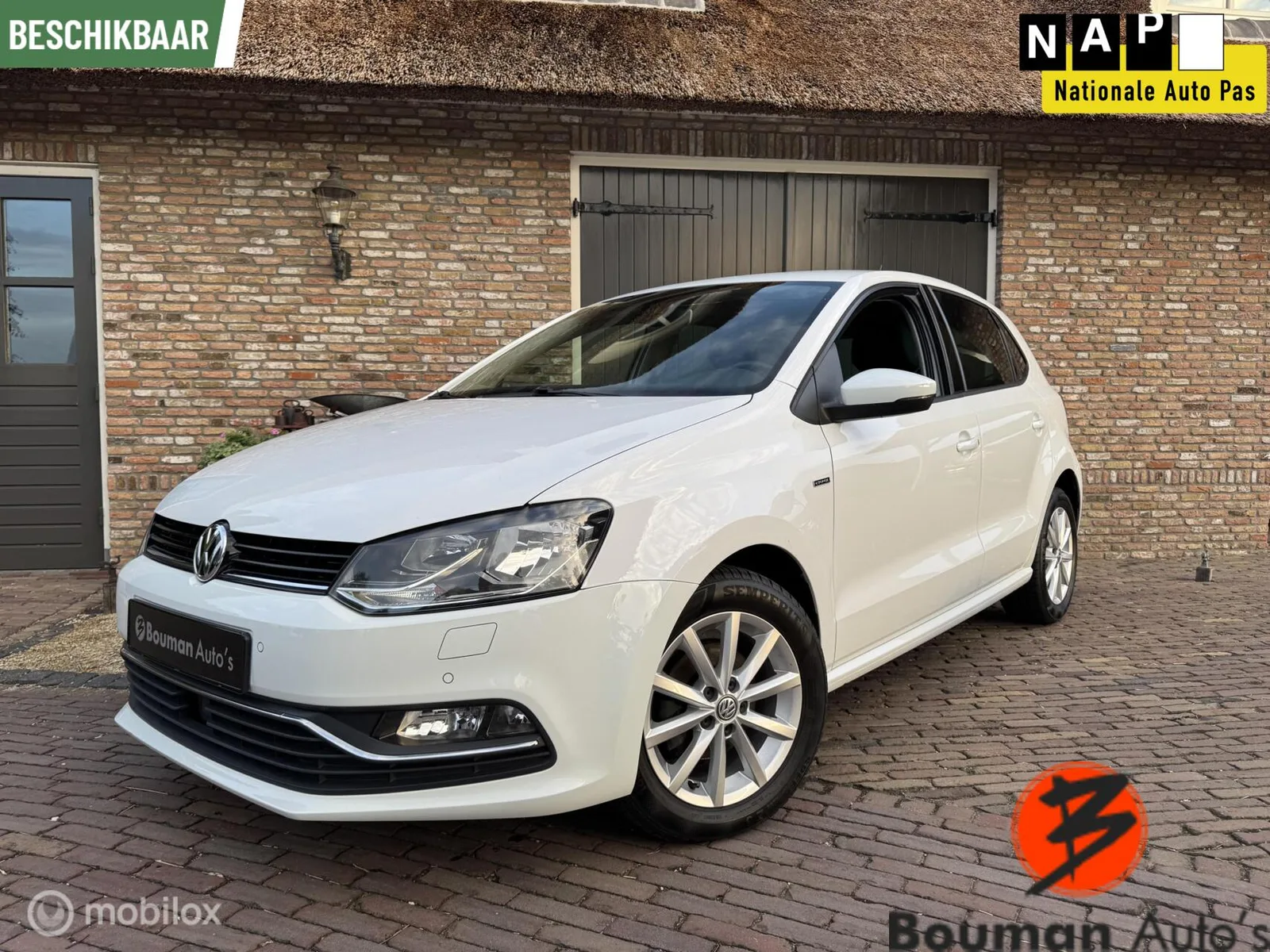 Volkswagen Polo (2015) — foto 1
