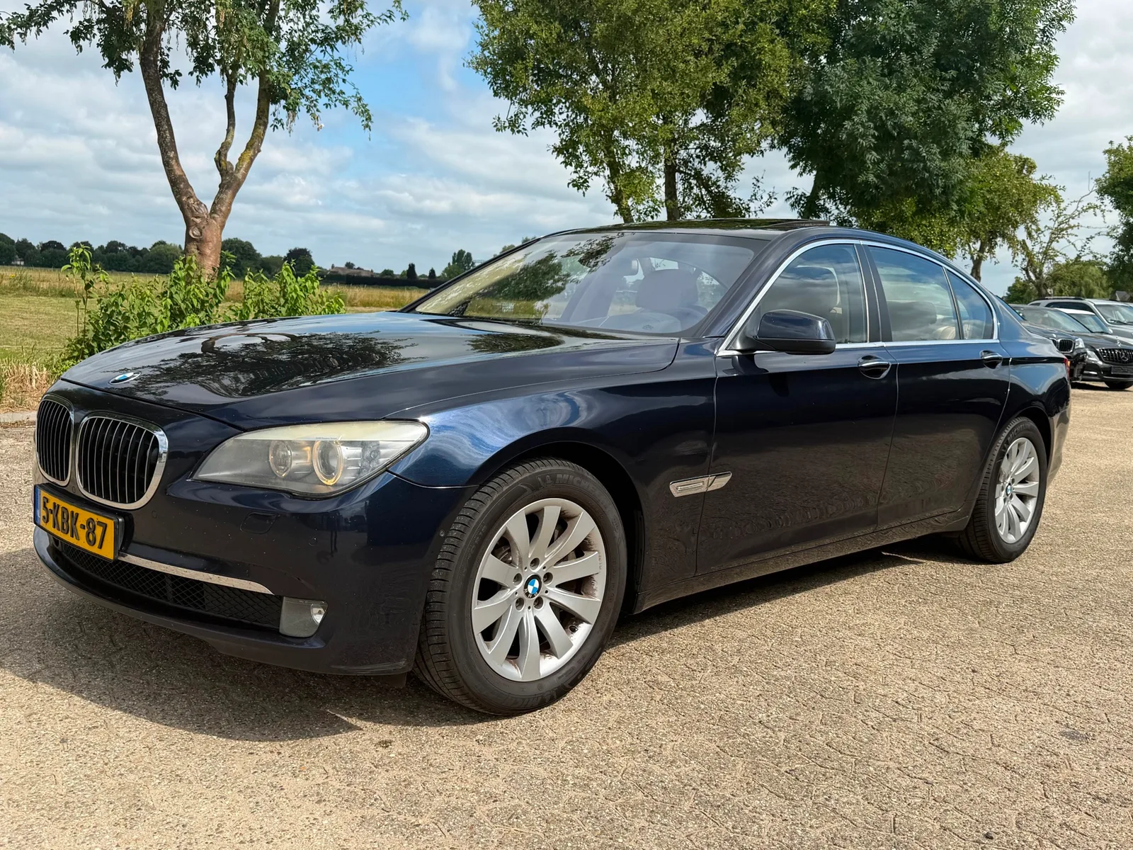 BMW 7-Serie (2010) — foto 1