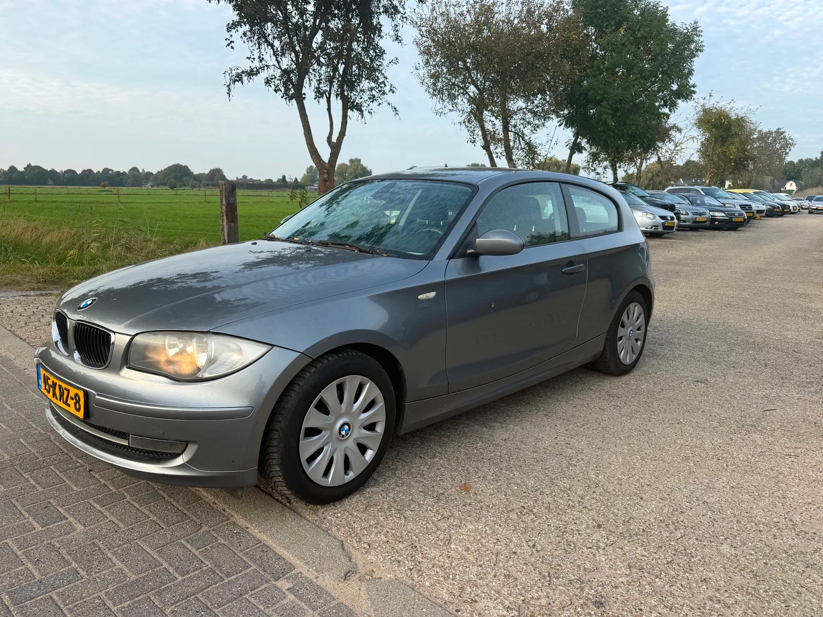 BMW 1-Serie (2010) — foto 1