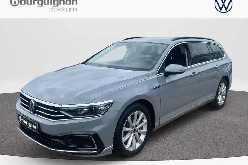 Volkswagen Passat (2022)