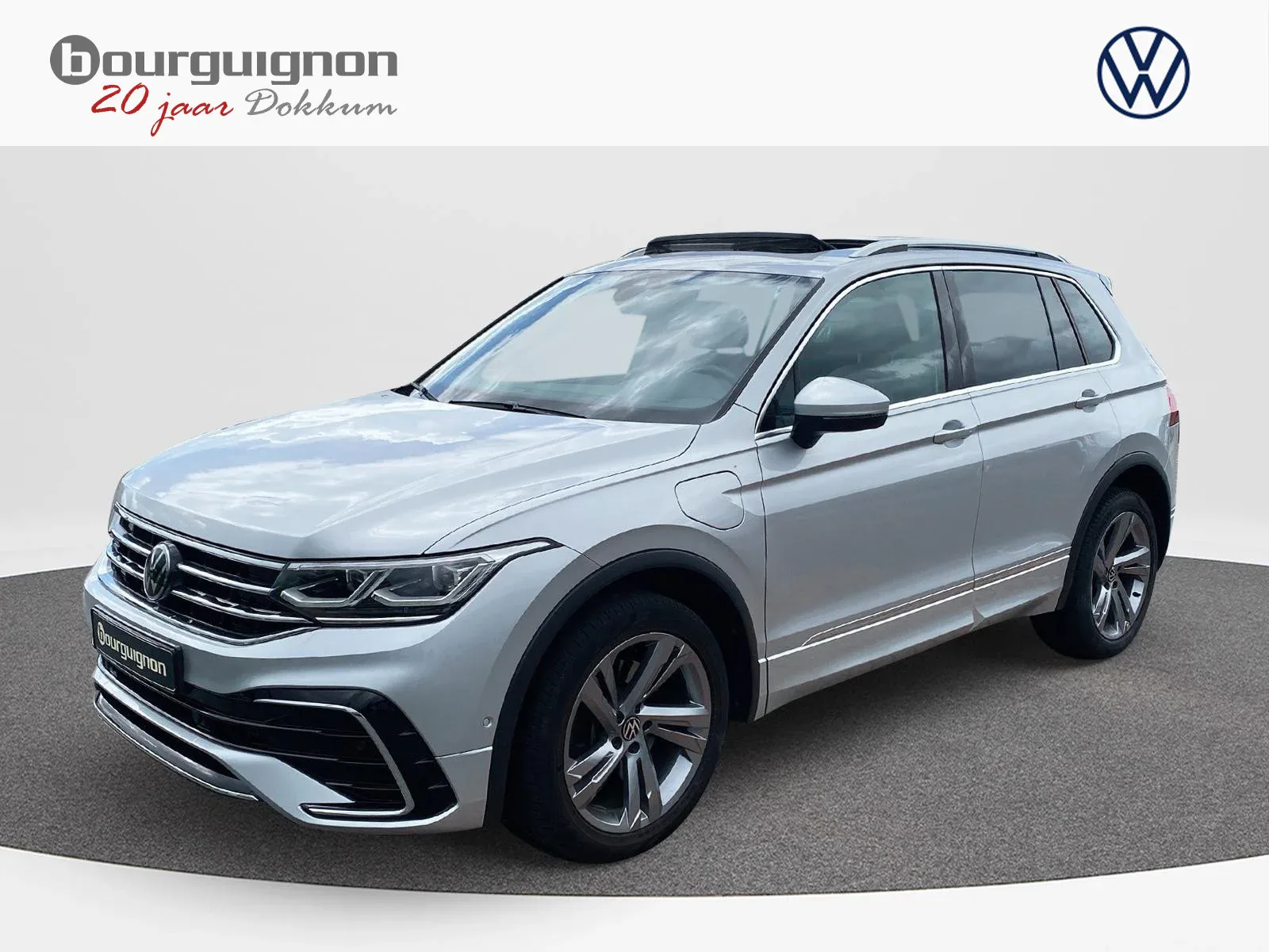 Volkswagen Tiguan (2022) — foto 1