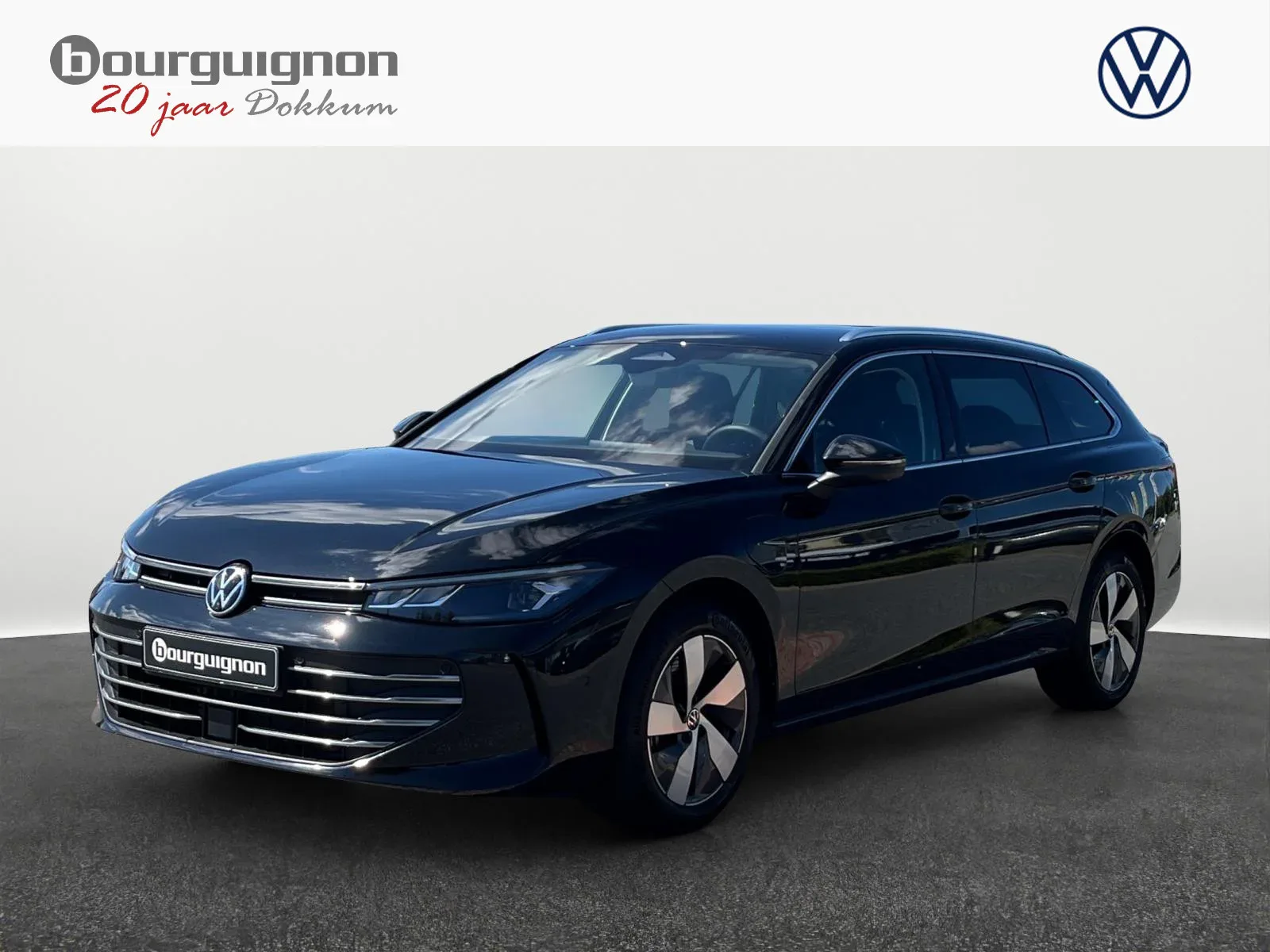 Volkswagen Passat (2025) — foto 1