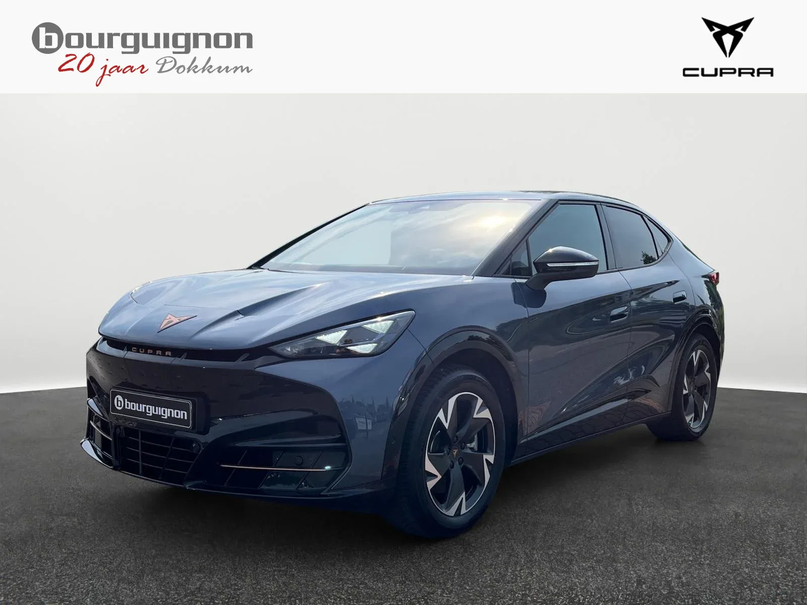 CUPRA Tavascan (2025) — foto 1