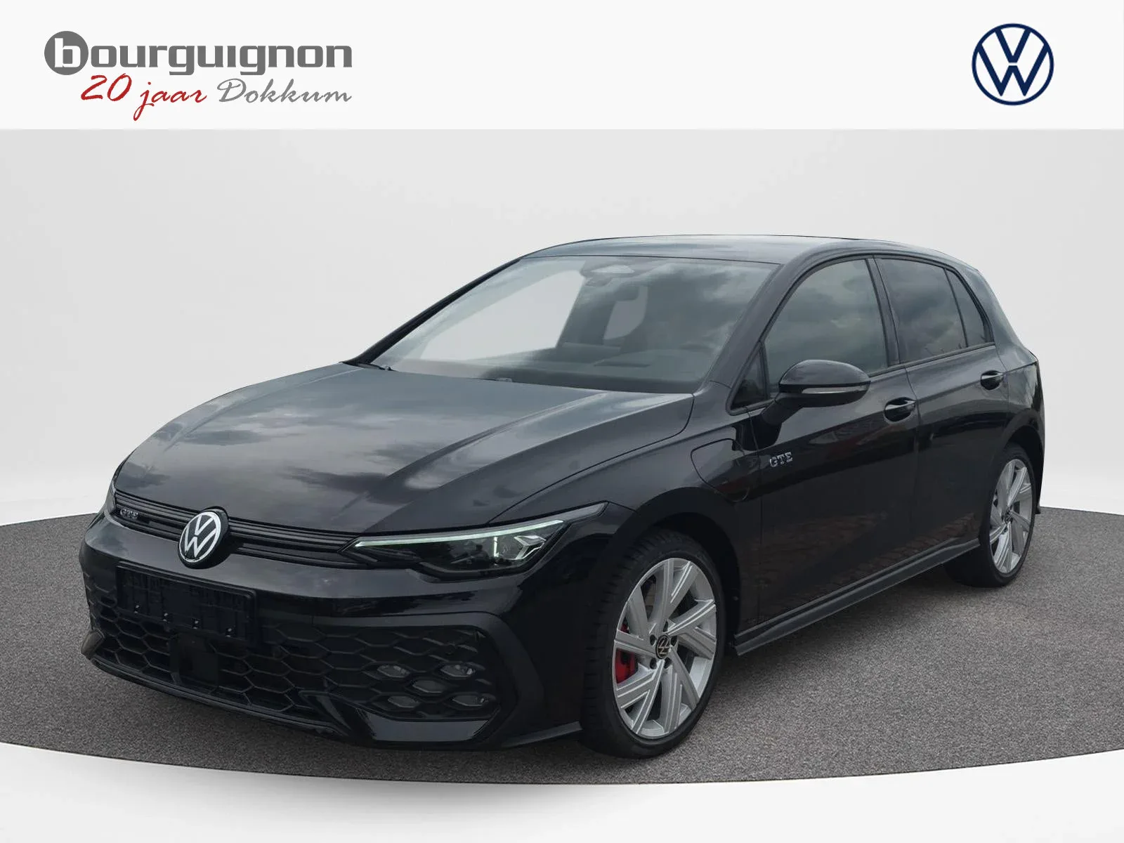 Volkswagen Golf (2025) — foto 1