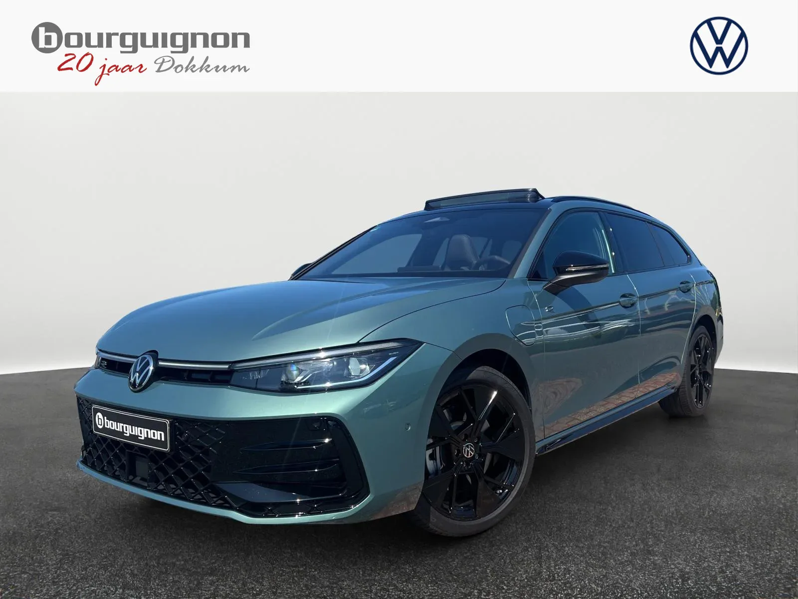 Volkswagen Passat (2025) — foto 1