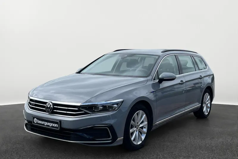 Volkswagen Passat (2022)