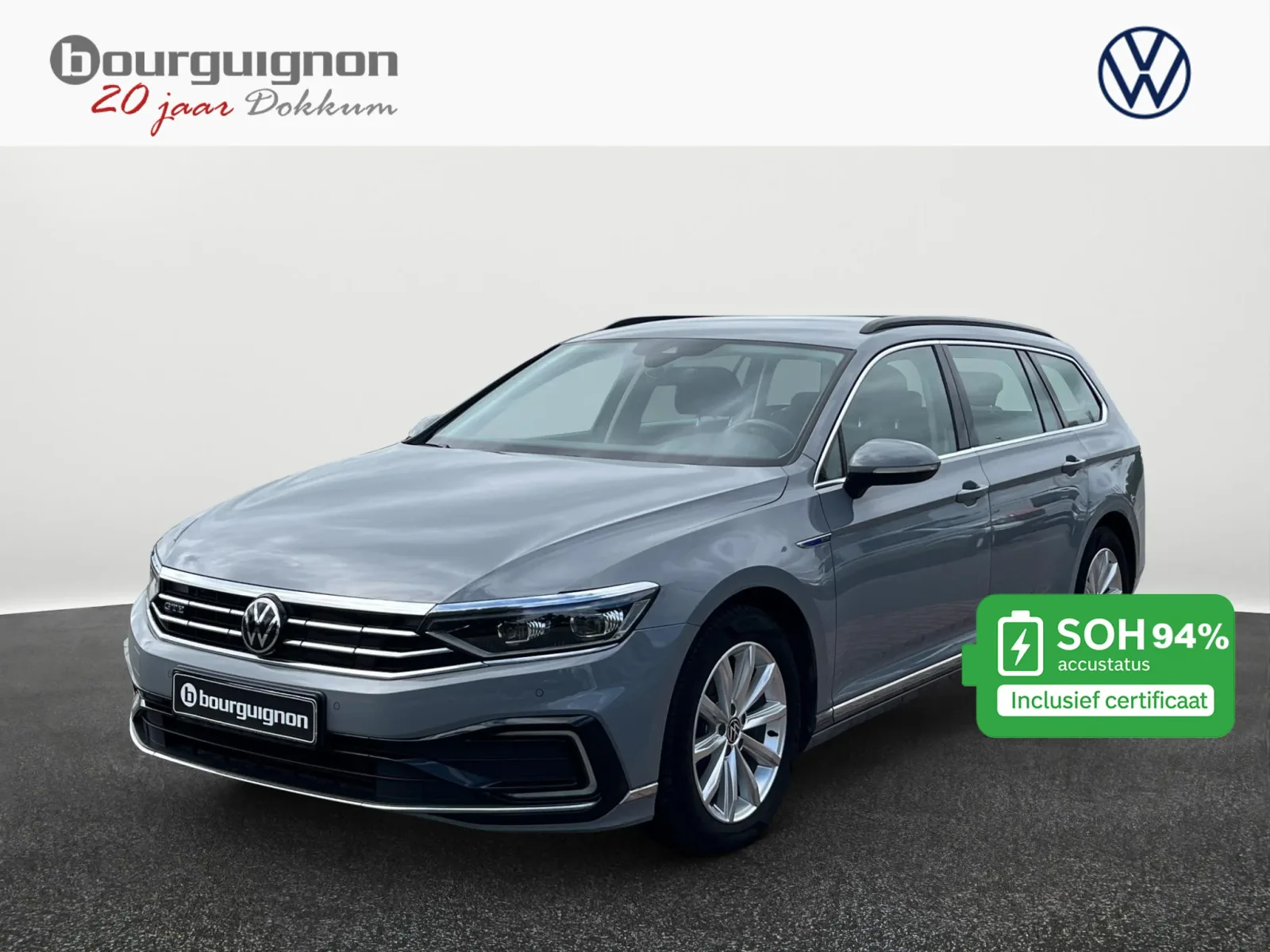 Volkswagen Passat (2022) — foto 1