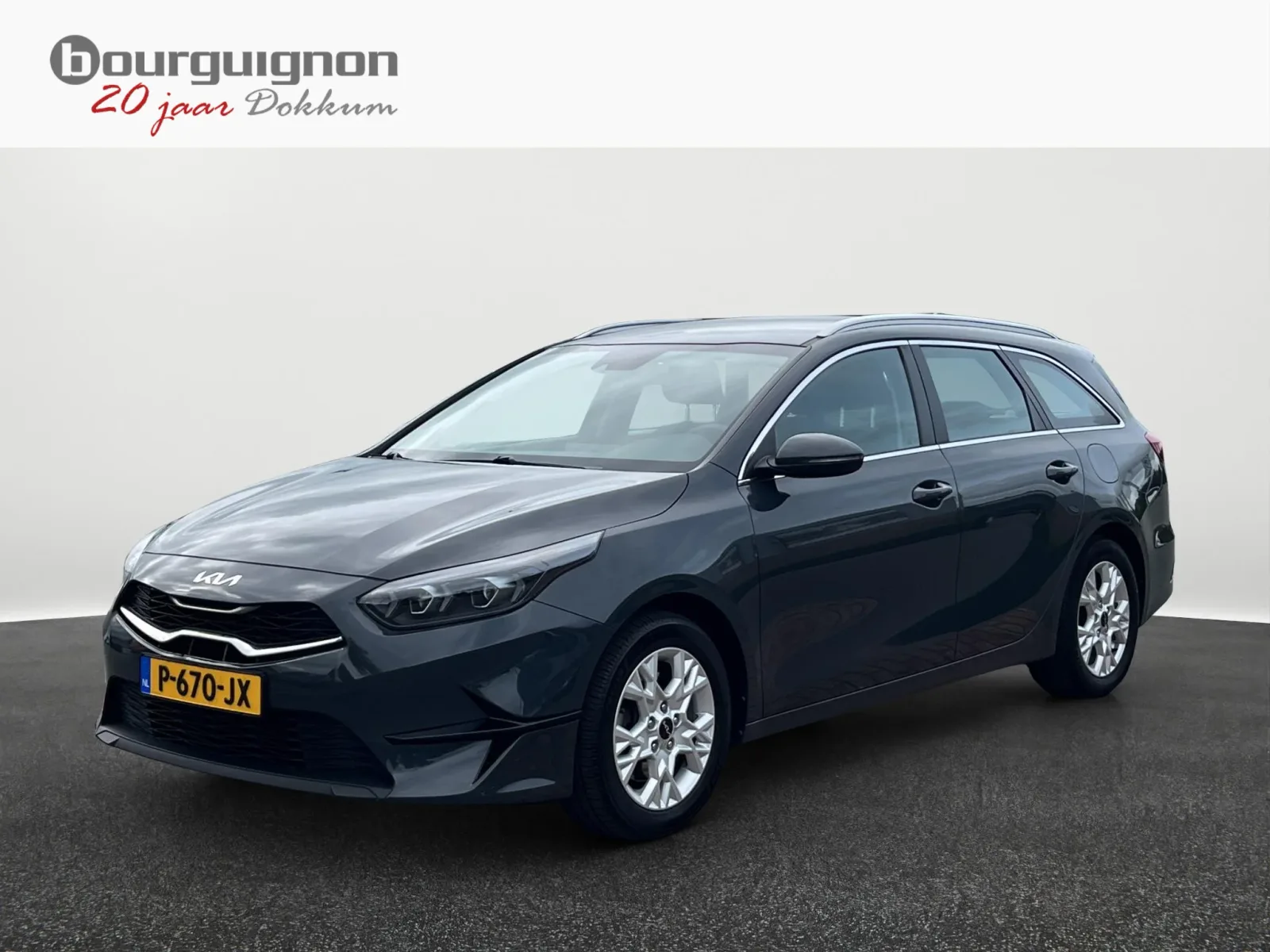 Kia Ceed Sportswagon (2022) — foto 1