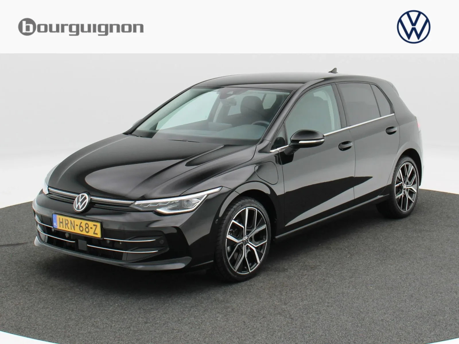 Volkswagen Golf (2025) — foto 1