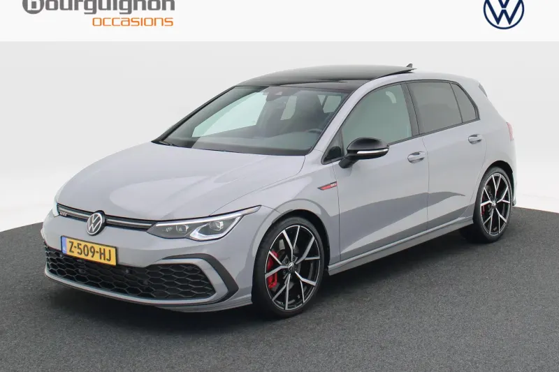 Volkswagen Golf (2023)