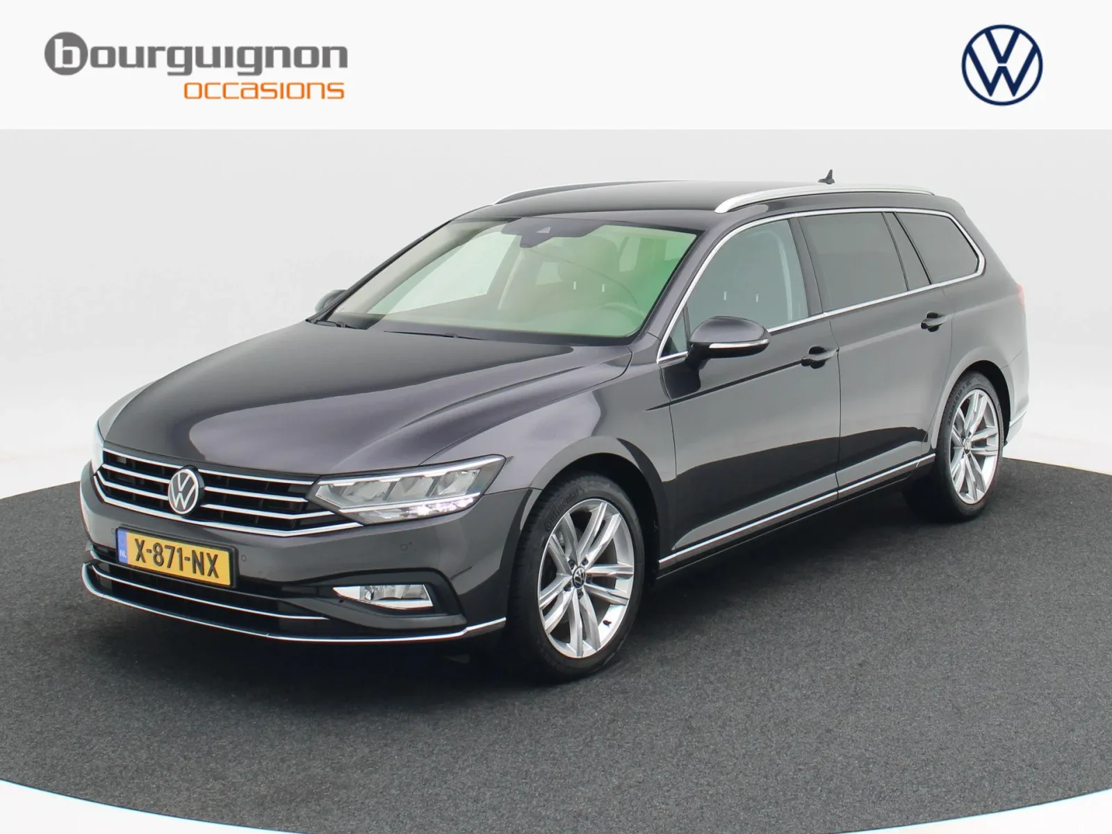 Volkswagen Passat (2021) — foto 1
