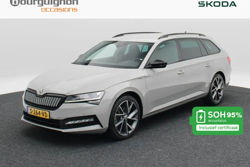 Škoda Superb (2023)