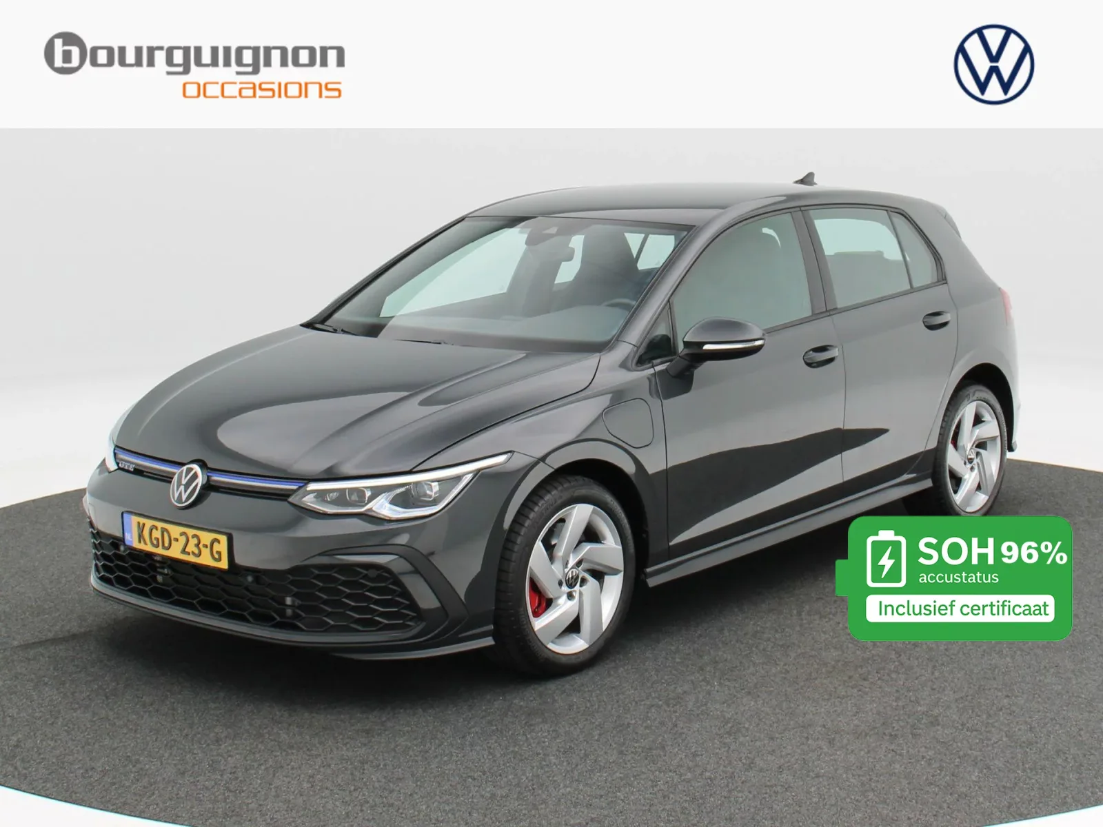 Volkswagen Golf (2022) — foto 1