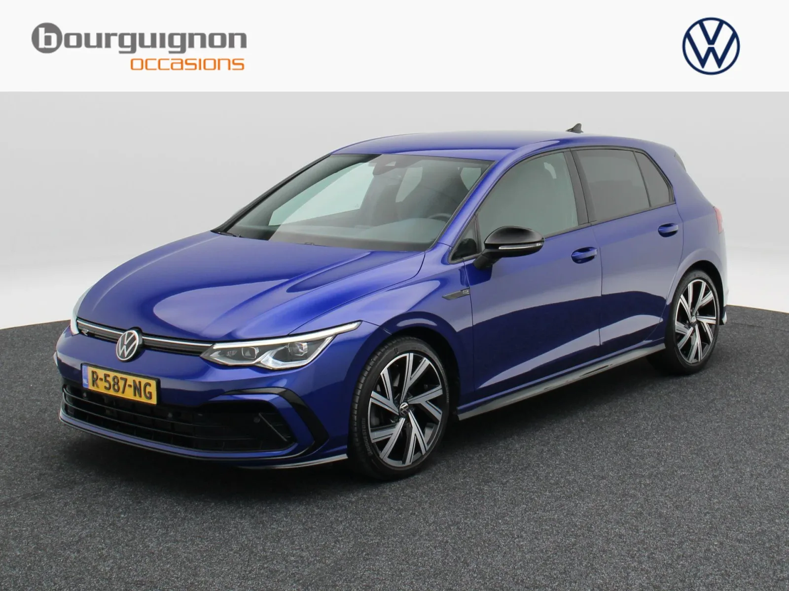 Volkswagen Golf (2022) — foto 1