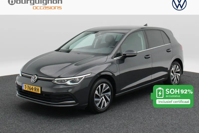 Volkswagen Golf (2020)