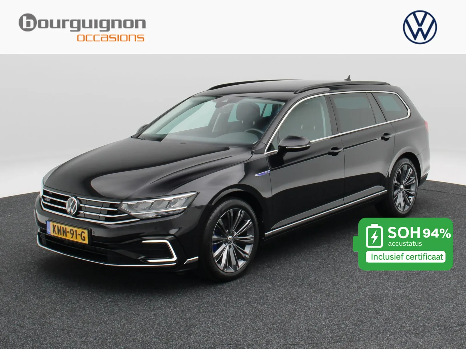 Volkswagen Passat (2023) — foto 1